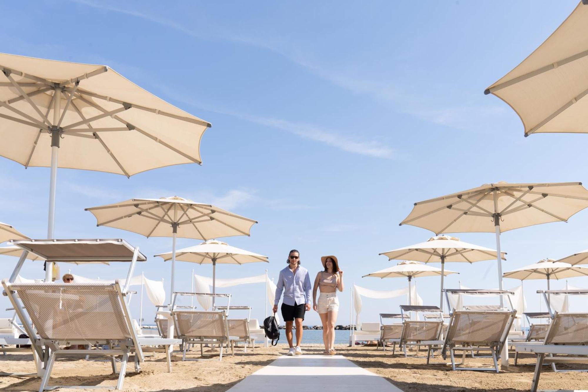 Blue Paradise Hotel San Mauro Mare Exterior foto