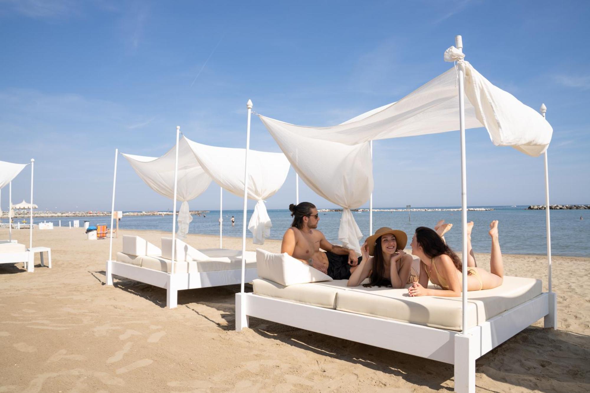 Blue Paradise Hotel San Mauro Mare Exterior foto
